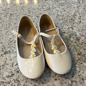 Girls Gymboree dress shoes size 2